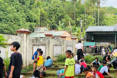 Liên đội Trường PTDTBT TH&THCS Trà Bùi đã tích cực tổ chức hoạt động trồng “Vườn thuốc nam” và “Vườn rau bán trú”. 