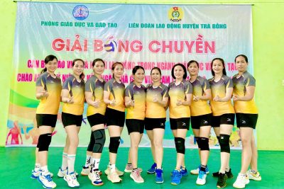 Tham gia giải bóng chuyền kỉ niệm Ngày Nhà giáo Việt Nam 20/11