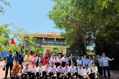 Tổ chức tham quan học tập cho học sinh lớp 9 năm học 2024-2025